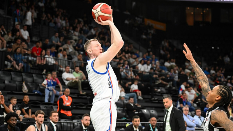 Šmits atgriežas laukumā ar "Anadolu Efes" sagrāvi pusfinālā