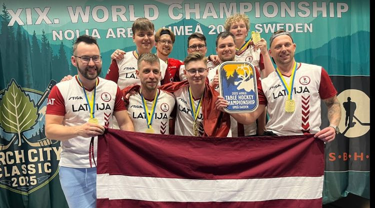 Latvijai sešas zelta medaļas pasaules čempionātā galda hokejā