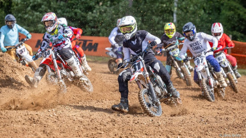 Remtes mototrasē norisināsies starptautiskais "Pitbike" čempionāts motokrosā