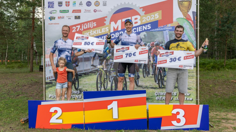 "Ikšķiles MTB velobraucienā" spraigā finišā uzvar Kļaviņš, sievietēm atkal pirmā Jaunslaviete-Kipure