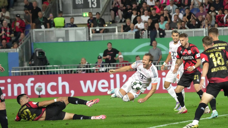 Sarežģījumi kausā arī Vācijas dūžiem: "Bayern" izlaiž 2:0 pret trešās līgas komandu