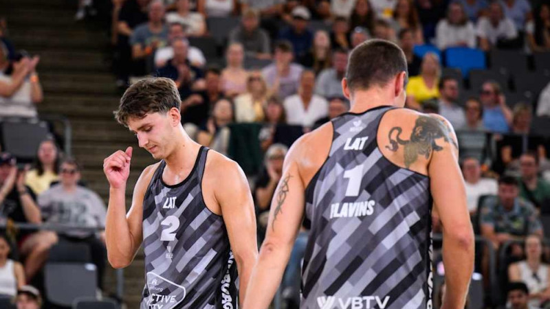 Pļaviņš/Fokerots piekāpjas laukuma saimniekiem un netiek elites "play-off"