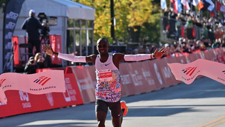Čikāgas maratonā uzvar Kiplimo no Ugandas un Feisa no Etiopijas