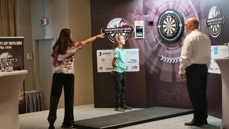 Roga trijniekā "Latvia open" šautriņu mešanā pieaugušajām un jaunietēm, Laumanis jauniešiem