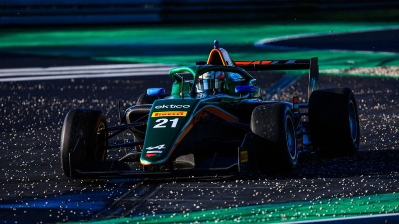 Štolcermanis pirmajā braucienā iegūst pozīcijas, bet izstājas