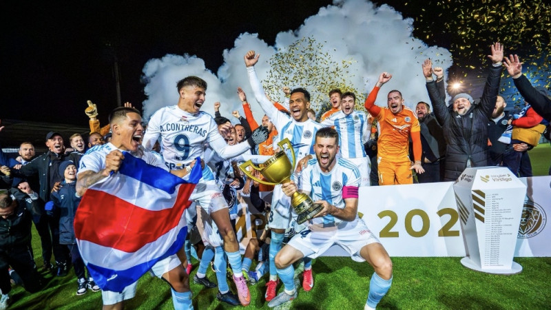 "Riga" titulu atzīmēs ar miljardos klausīta mākslinieka viesošanos "Skonto" stadionā