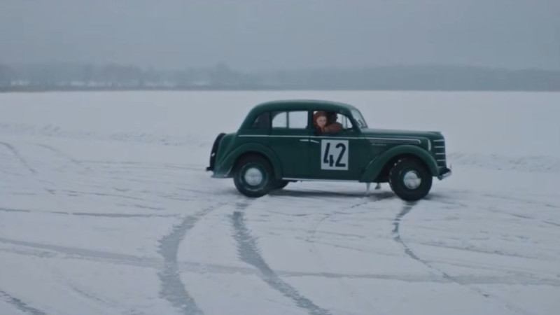 Video: Autosports un basketbols filmā "Tīklā. TTT leģendas dzimšana"