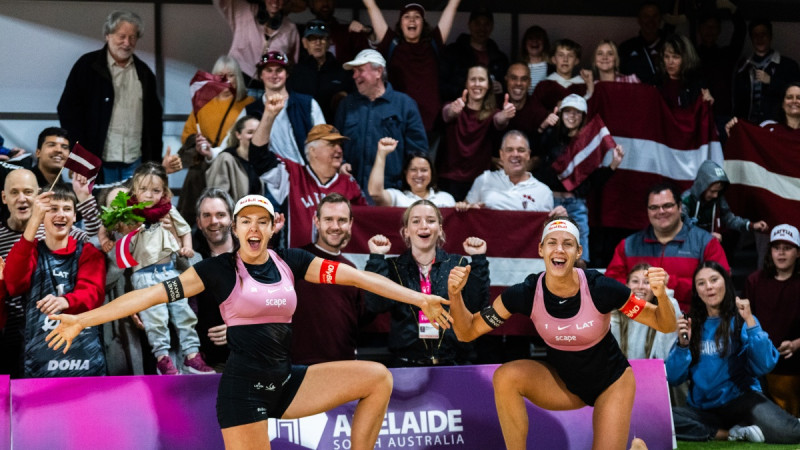 Neatkarības dienā Samoilova/Graudiņa grauj un sasniedz PČ astotdaļfinālu