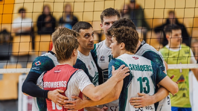 Baltijas volejbola līgā Šauļos ar Vensberga komandu spēlēs "Robežsardze"/RSU