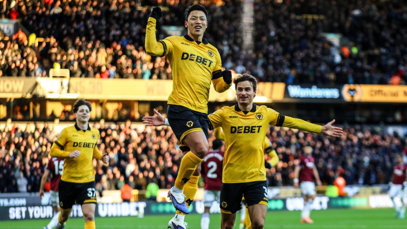 Vilkiem pirmā uzvara vien 20. kārtā, "Arsenal" iztur spriedzi Bornmutā, "Aston Villa" iespaidīga virkne