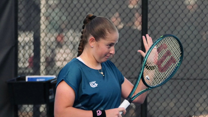 Ostapenko nepārvar Brisbenas "WTA 500" otro kārtu
