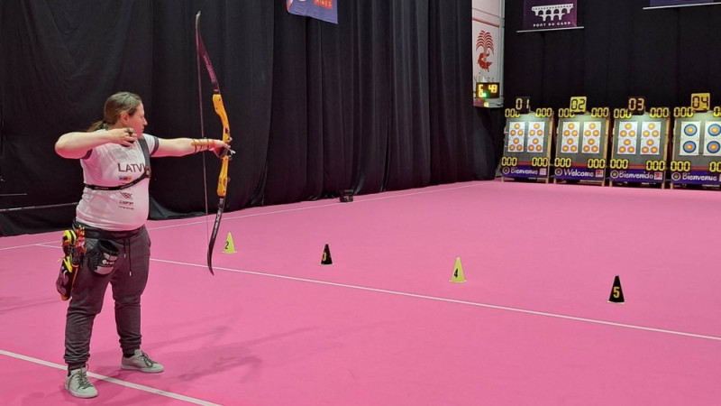 Rjabkova tiek pie bronzas pasaules telpu sērijas posmā loka šaušanā