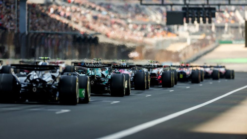 Bahreinas un Saūda Arābijas F1 posmi atcelti