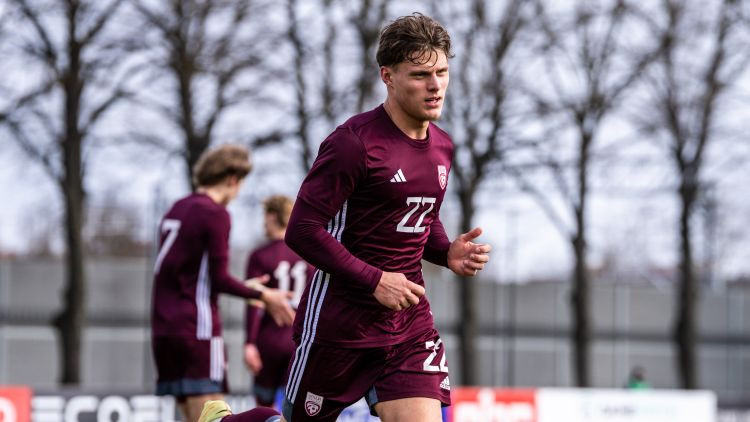 Īrijas latvietis Latvijas U21 izlasē un Īrijas līderos. Stroda saknes un marta izrāviens