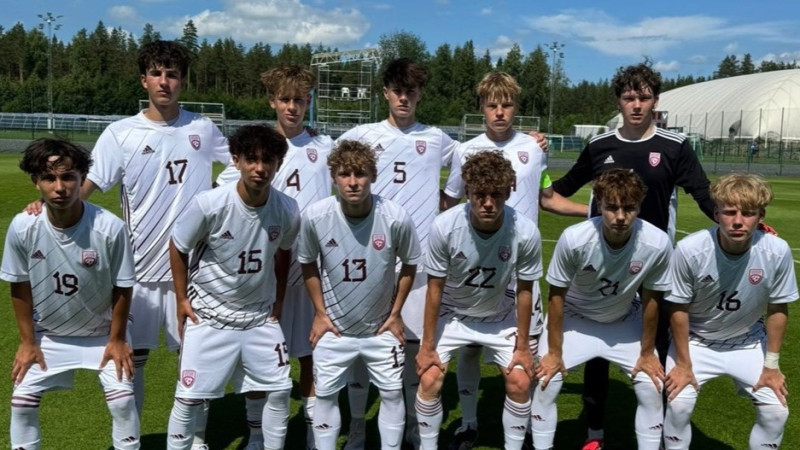 Latvijas U17 futbolisti Baltijas kausā sakauj arī igauņus
