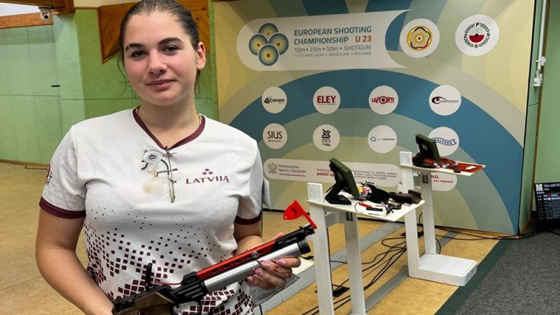 Latvijas sportisti demonstrē konkurētspējīgu sniegumu Eiropas U23 čempionātā šaušanā
