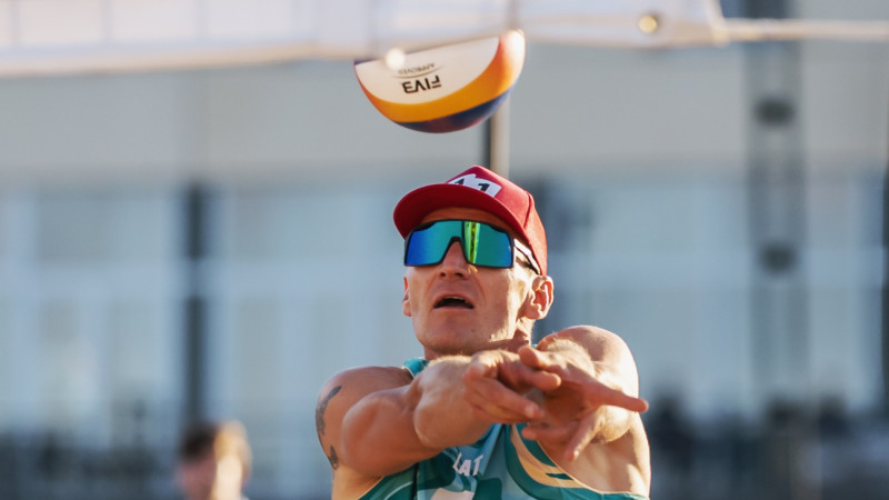 Pļaviņš/Fokerots minimāli apspēlē laukuma saimniekus, triumfējot Hamburgas grupā